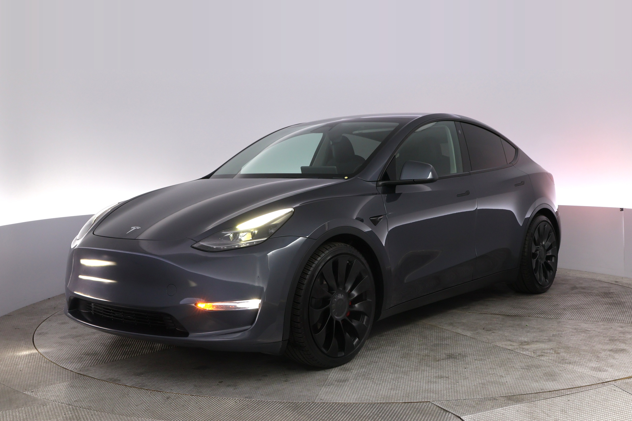 2023 Tesla Model Y Performance Dual Motor All-Wheel Drive's photo
