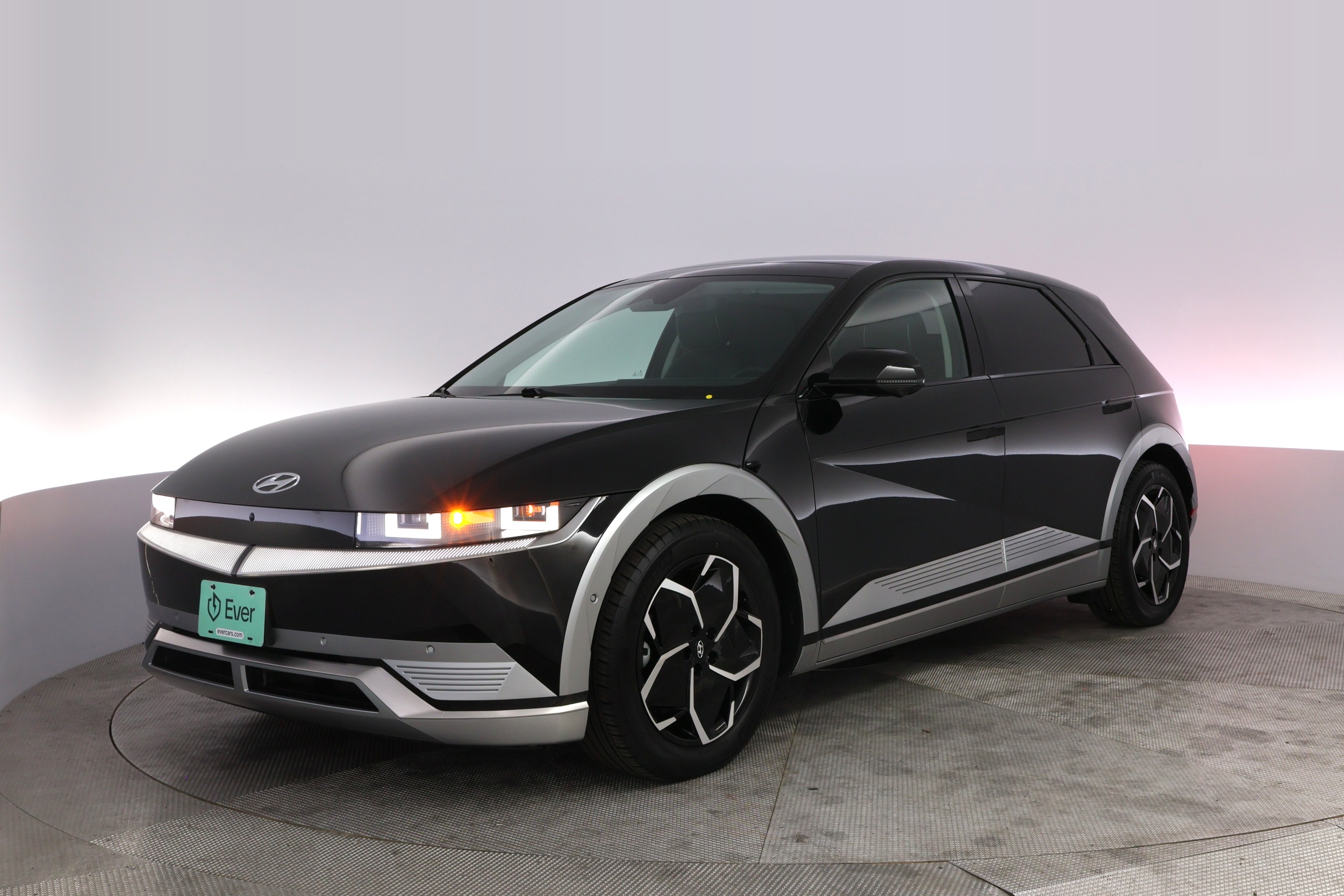 2024 Hyundai Ioniq 5 Limited RWD's photo