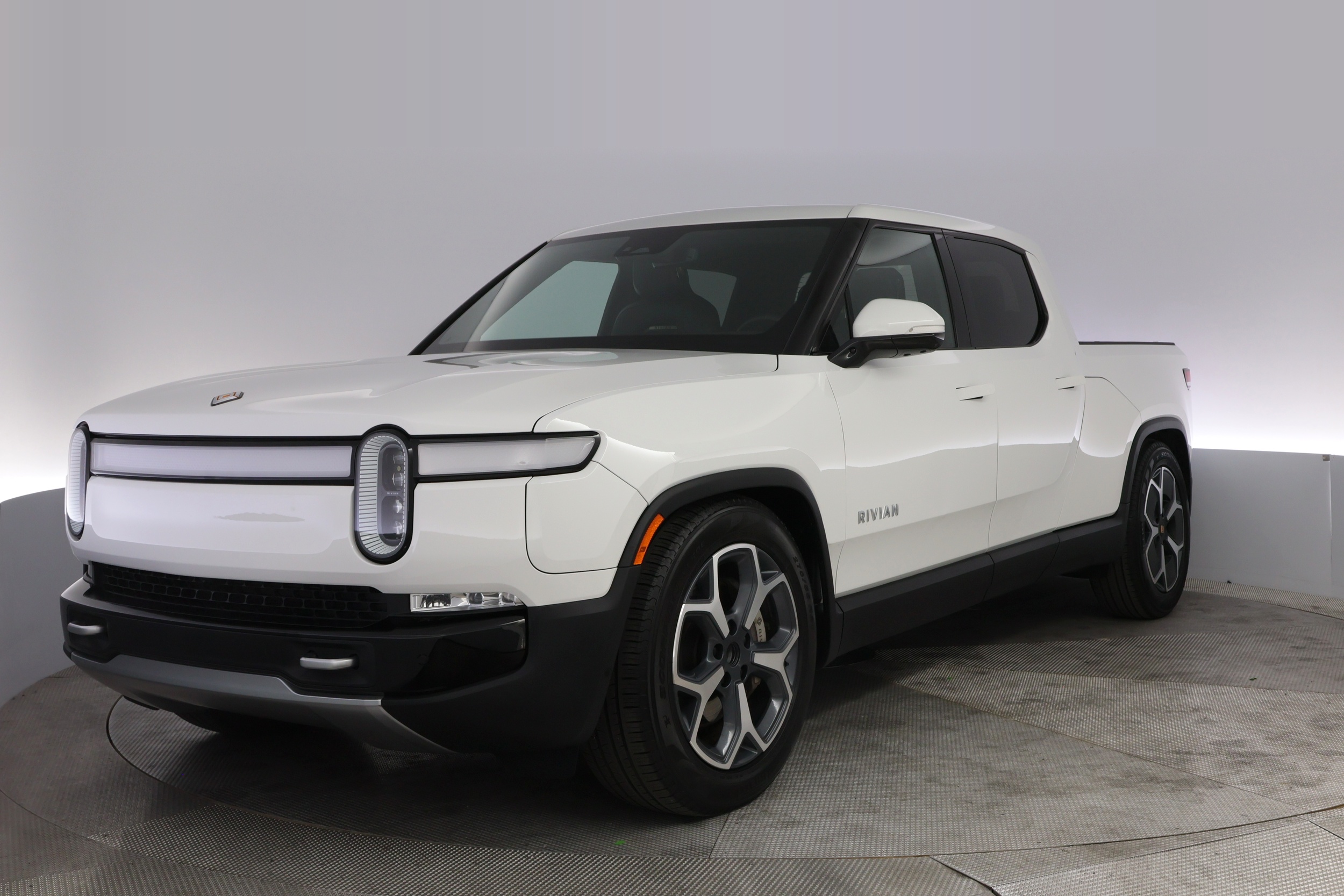 2023 Rivian R1T