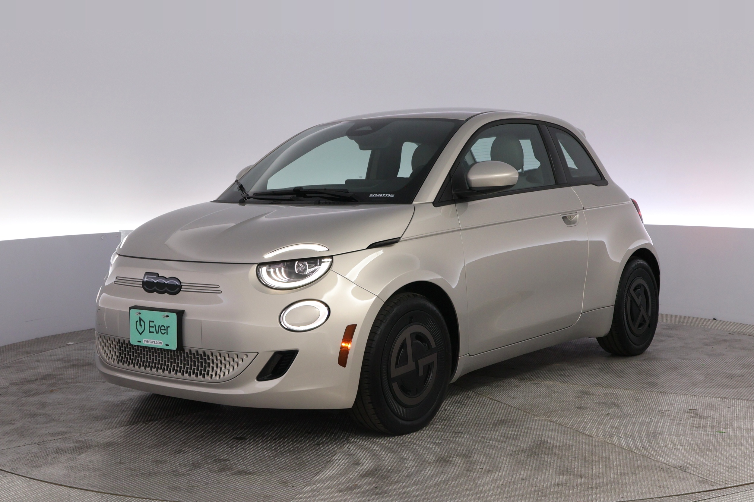 2025 FIAT 500e Giorgio Armani's photo