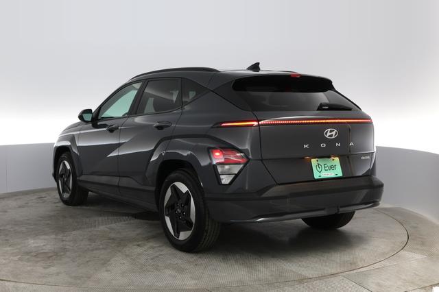 2024 Hyundai Kona — photo 9 of 21