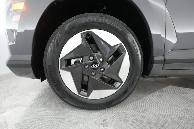 2024 Hyundai Kona — photo 7 of 21
