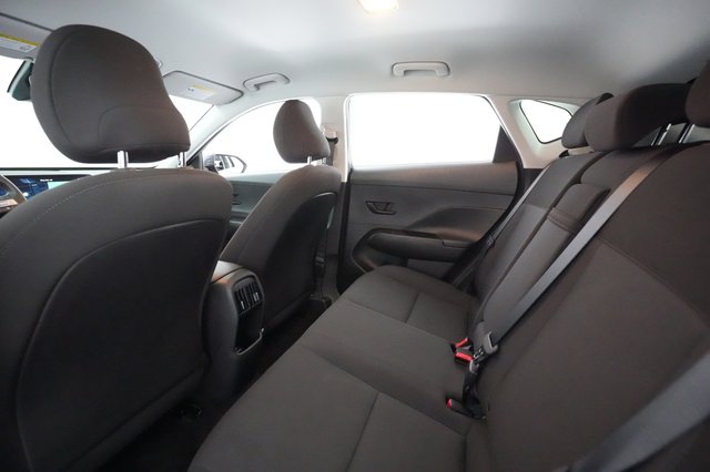 2024 Hyundai Kona — photo 19 of 21