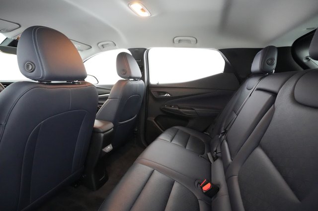 2022 Chevrolet Bolt EUV — photo 16 of 47