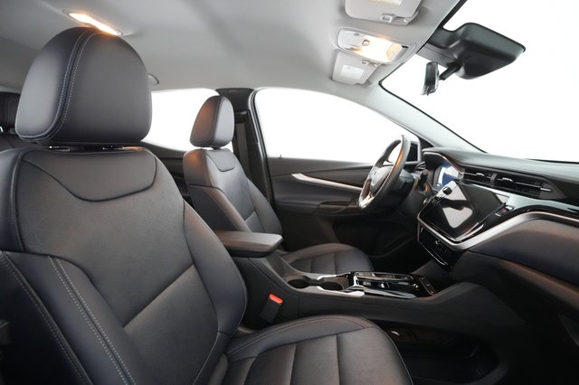 2022 Chevrolet Bolt EUV — photo 17 of 47