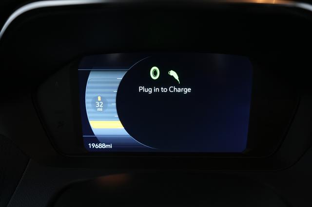 2022 Chevrolet Bolt EUV — photo 4 of 47