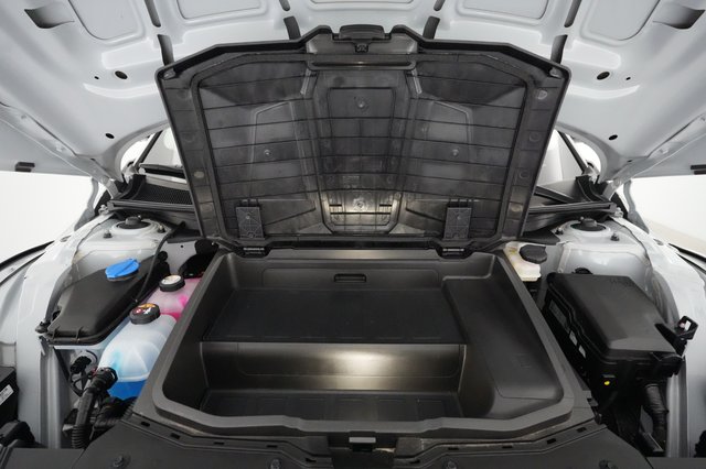 2024 Hyundai IONIQ 5 — photo 18 of 38
