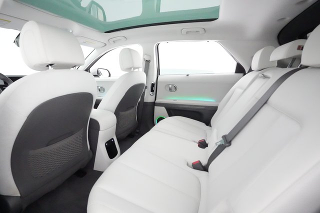 2024 Hyundai IONIQ 5 — photo 16 of 38