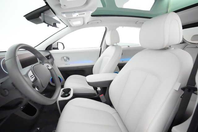 2024 Hyundai IONIQ 5 — photo 15 of 38