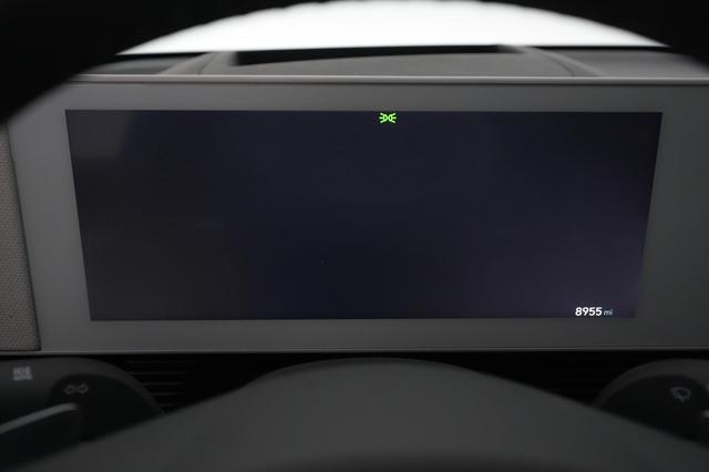 2024 Hyundai IONIQ 5 — photo 4 of 38