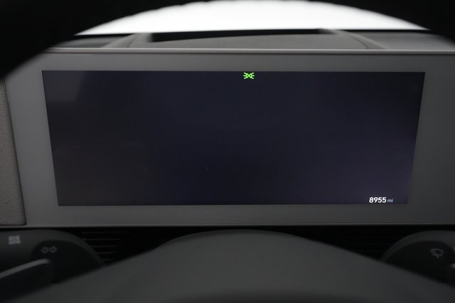 2024 Hyundai IONIQ 5 — photo 4 of 38