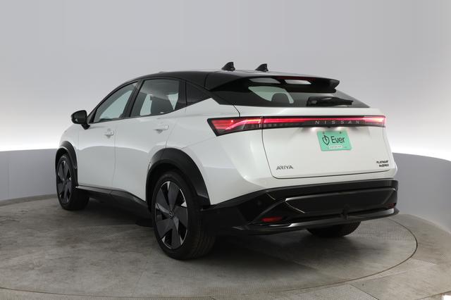 2023 Nissan Ariya — photo 10 of 40