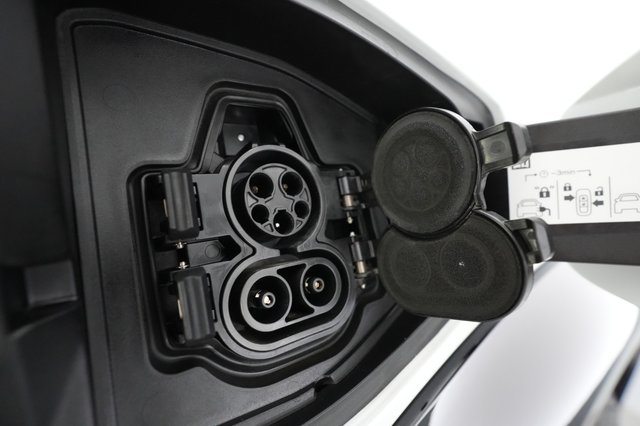 2023 Nissan Ariya — photo 22 of 40