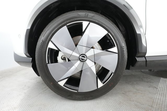 2023 Nissan Ariya — photo 12 of 40