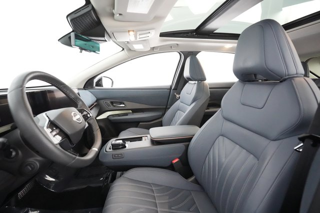 2023 Nissan Ariya — photo 16 of 40