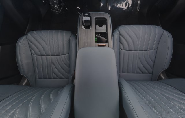 2023 Nissan Ariya — photo 19 of 40