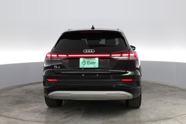 2023 Audi Q4 e-tron — photo 7 of 37