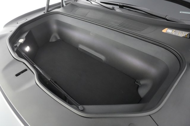 2023 Rivian R1S — photo 21 of 22