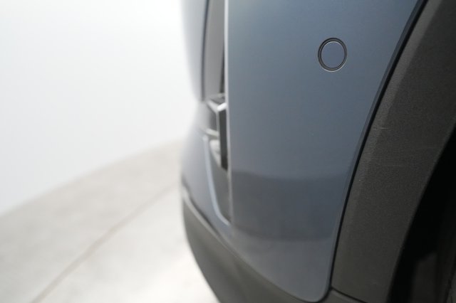 2022 Polestar 2 — photo 35 of 38