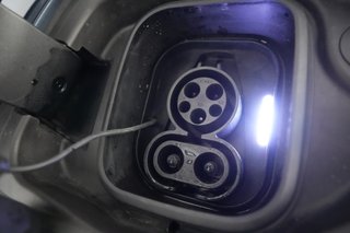 2022 Polestar 2 — photo 19 of 38