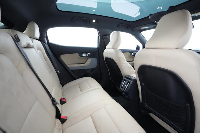 2022 Polestar 2 — photo 3 of 38