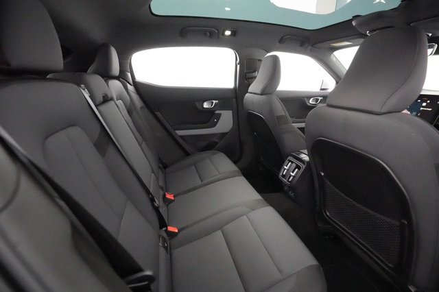 2022 Polestar 2 — photo 4 of 75