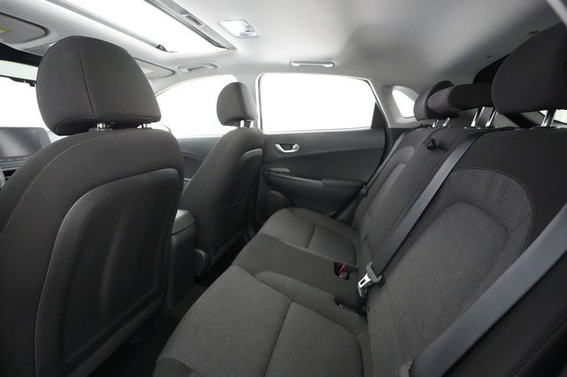 2022 Hyundai Kona — photo 16 of 22