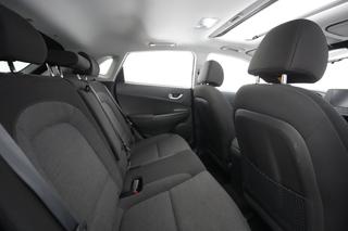 2022 Hyundai Kona — photo 3 of 22