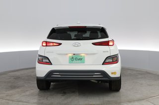 2022 Hyundai Kona — photo 8 of 22