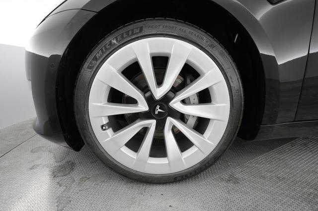 2021 Tesla Model 3 — photo 10 of 81