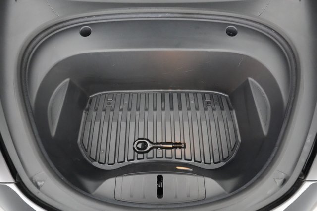 2021 Tesla Model 3 — photo 16 of 81