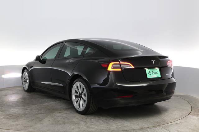 2021 Tesla Model 3 — photo 8 of 81