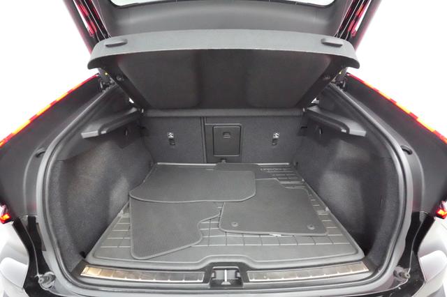 2022 Volvo C40 Recharge — photo 6 of 21
