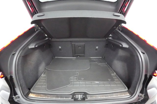 2022 Volvo C40 Recharge — photo 6 of 21
