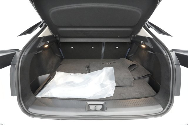 2023 Nissan Ariya — photo 6 of 20