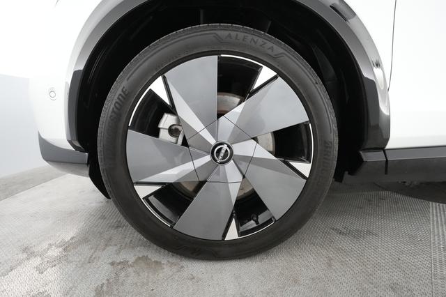 2023 Nissan Ariya — photo 7 of 20