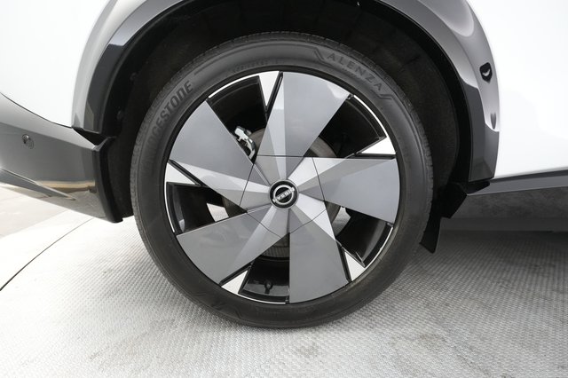 2023 Nissan Ariya — photo 13 of 20