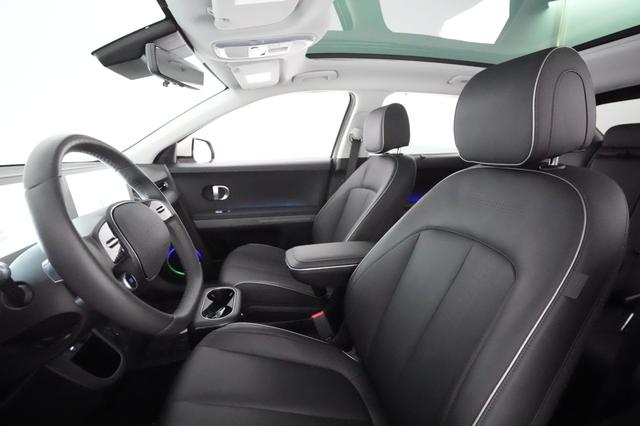 2024 Hyundai IONIQ 5 — photo 3 of 21
