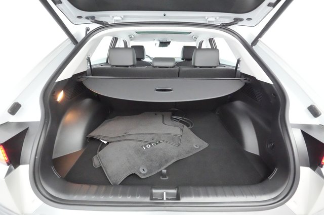 2024 Hyundai IONIQ 5 — photo 6 of 21