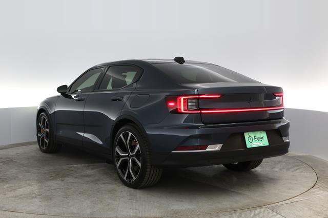 2022 Polestar 2 — photo 9 of 41