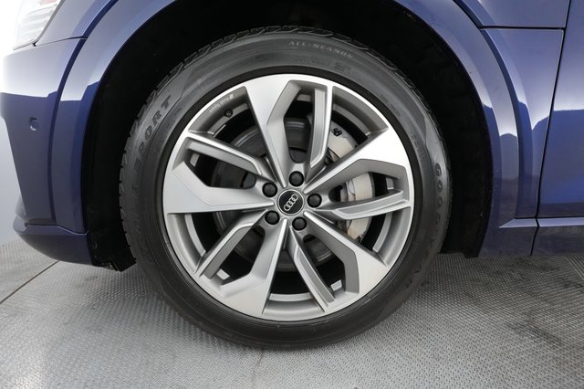 2021 Audi e-tron — photo 7 of 22