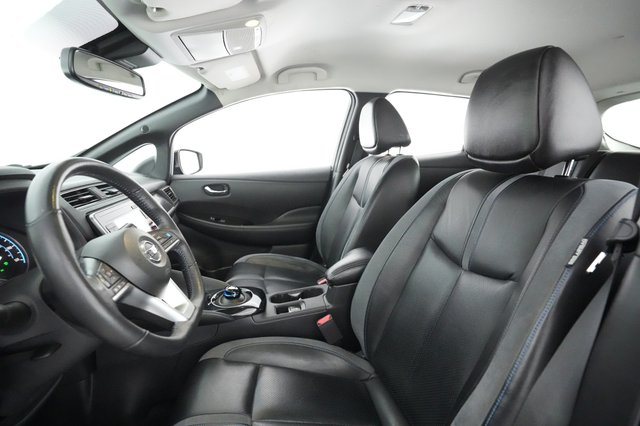 2018 Nissan LEAF — photo 3 of 23