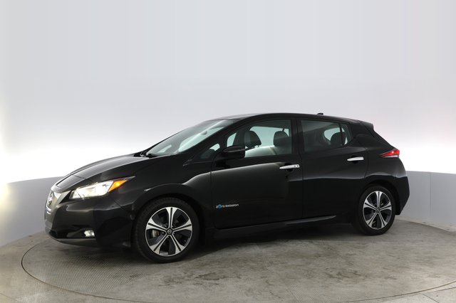 2018 Nissan LEAF — photo 12 of 23