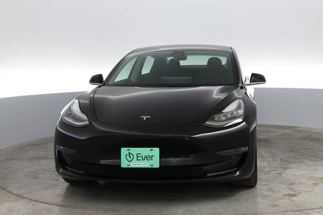 2018 Tesla Model 3 — photo 5 of 51