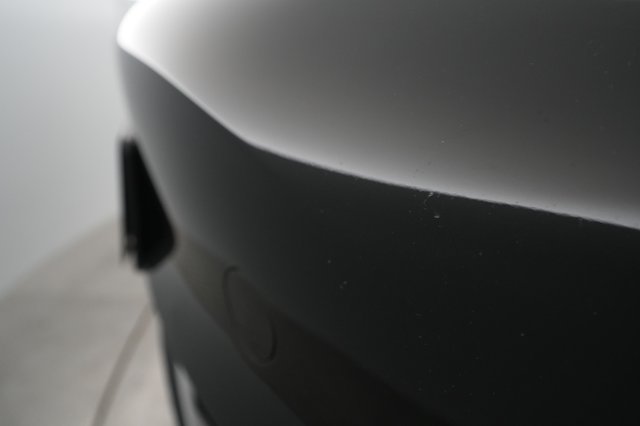 2018 Tesla Model 3 — photo 23 of 51