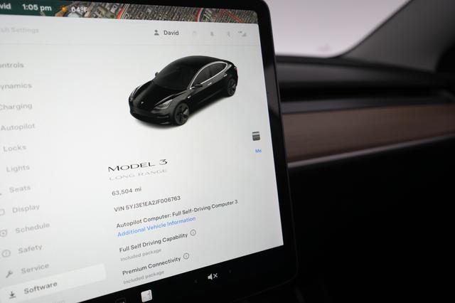 2018 Tesla Model 3 — photo 4 of 51