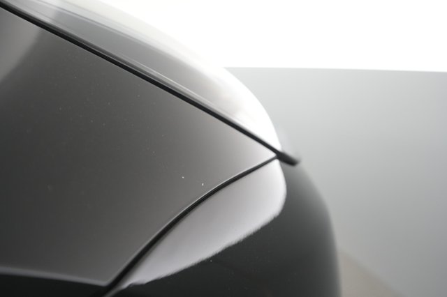 2018 Tesla Model 3 — photo 31 of 51