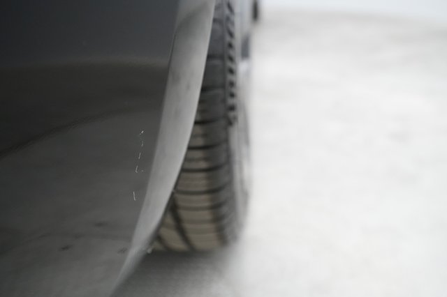 2018 Tesla Model 3 — photo 35 of 51