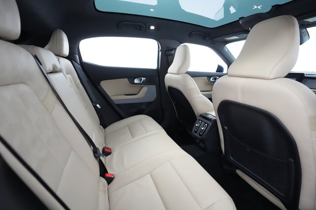 2022 Polestar 2 — photo 3 of 50