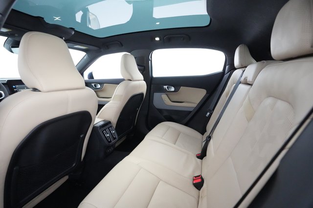 2022 Polestar 2 — photo 16 of 50